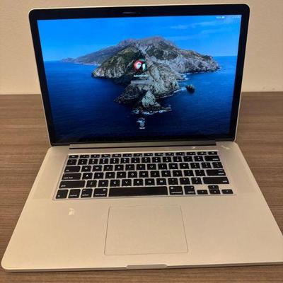 Apple MacBook Pro 15" Retina Display w/ Charger - C02JN45XDKQ5	