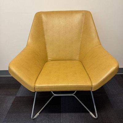 Keilhauer Cahoots Relax Chair – 9020, Sled Base, $2,000+ List Price	