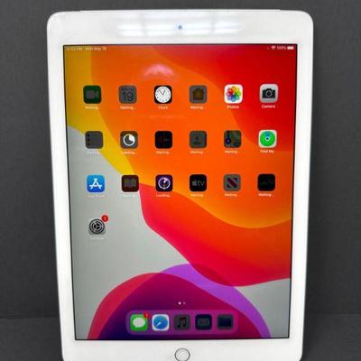 Apple iPad Air 2 (Wi-Fi + Cellular, Silver) – iOS 13.5.1, 9.2 GB Free	