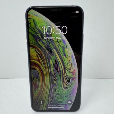 Apple iPhone XS 64GB Space Gray – iOS 13.3, 49.8 GB Free	