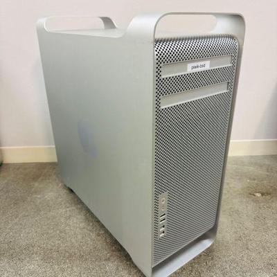 Apple Mac Pro 2.4 GHz 8-Core Xeon | H01240CBEUH – No HDD/Storage	