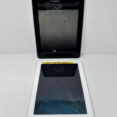 Apple iPad Bundle – iPad 2 & iPad (1st Gen), iOS 7 / 5 w/ ~13 GB Free	