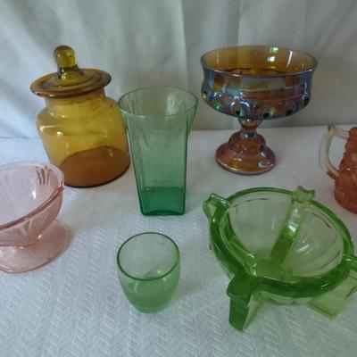 Vintage Uranium, Carnival & Colored Glass Decorative Items