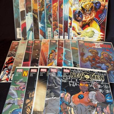 Comics “The New Avengers” (11) & “The New X-Men” (15)