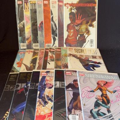 Comics Series Marvel: “Runaways” “Secret War” “Silent War” And More  (24) 
