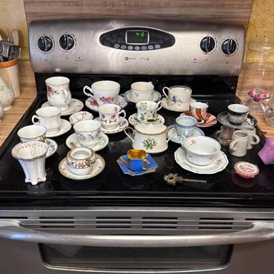 Tea cups 