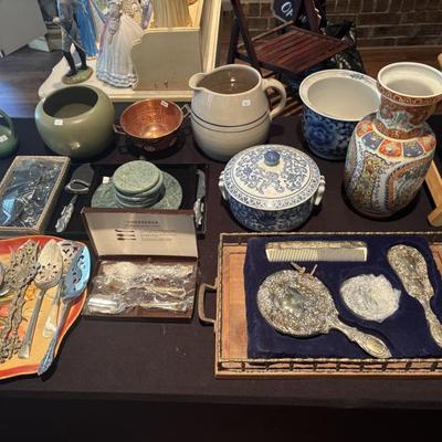 Pottery, vases, serving pieces 