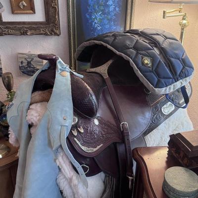 Saddle