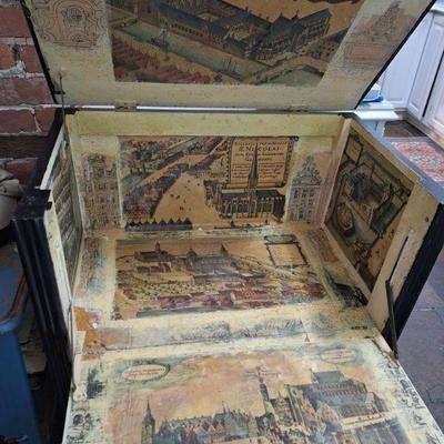 Vintage cabinet (open)