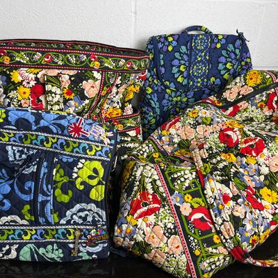 Vera Bradley Travel Bags (4)
