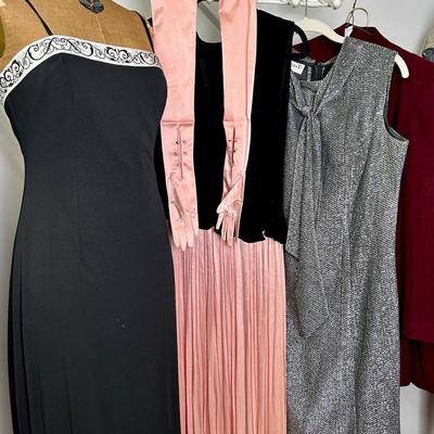Vintage Dresses & More - Papell Boutique, Seasons Union Made, and More (S-M)