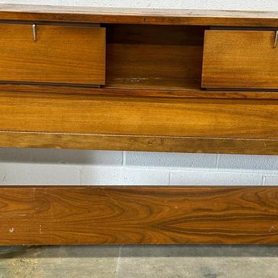 Mid Century Johnson Carper Bed frame With Storage Headboard 56x8x36, Footboard 55x2x13