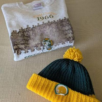 Classic Packers Sweatshirt and Hat