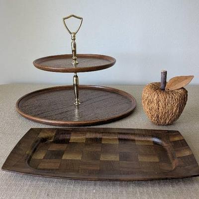 Weavewood Tray, Tidbit Tray, and Woven Vine Apple