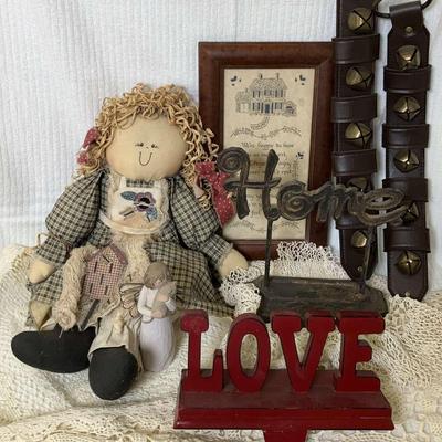 Cozy Country Decor