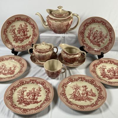 Godinger & Co Plates and a Tea Set