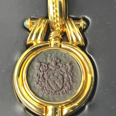 TOVA Beverly Hills Perfume Pendant in Box