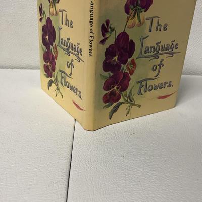“The Language Of Flowers”, Printed In England 1968 - Vintage