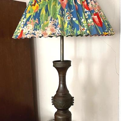 Antique Classic Brass Tabletop Dual Bulb Lamp with Floral Shade - Large