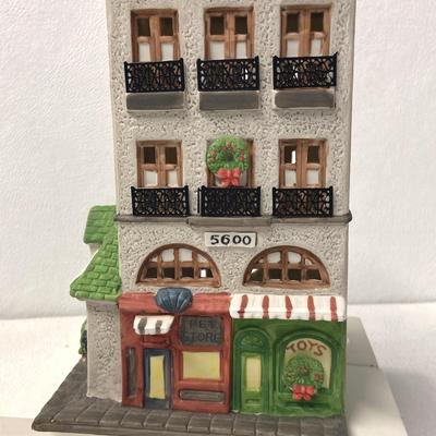 Department 56 Christmas Village Toy Shop And Pet Store Porcelain Light