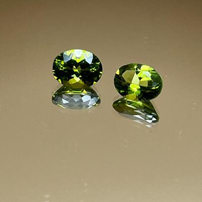 ARIZONA Peridot - Pair - 2.15ct 1.90ct Ovals 9x7mm