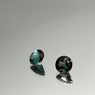 Green Labradorite - Round Pair - 0.40ct each - Blue green blue green color