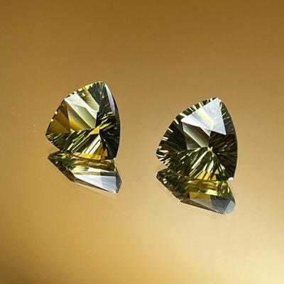 Lemon Quartz - Triangle - 4.25ct 4.5ct 12x12mm, 2 Units