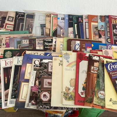Mystery Lot 4 - Large Collection Of Cross Stitch Magazines 