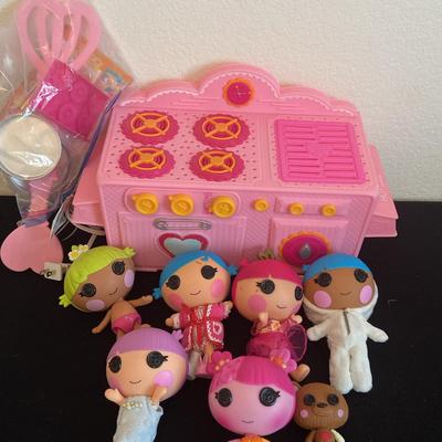 Lalaloopsy Dolls And Stove Lot 2