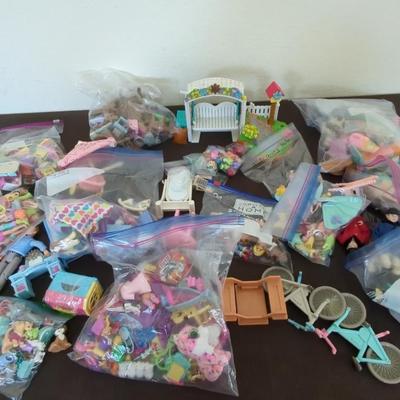 Dolls, Doll Furniture, Doll Accessories & More Toy Mystery Lot