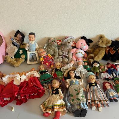 Vintage Dolls Assortment