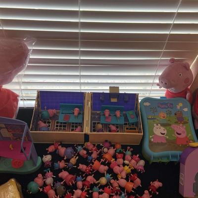 Large Peppa Pig Lot