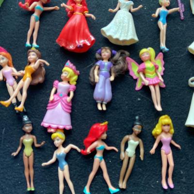 Disney Princesses And Disney Castle