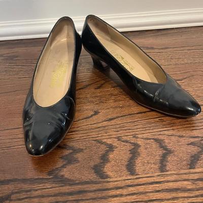 Salvatore Ferragamo Black Patent Heels Size 7AA