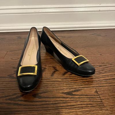 Salvatore Ferragamo Black Leather Heels With Gold Buckle Detail Size 7 A2