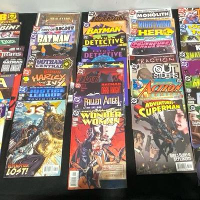 Mystery Lot Of 100 DC Comics! Includes Justice League, Superman, Batman, & More Heros!