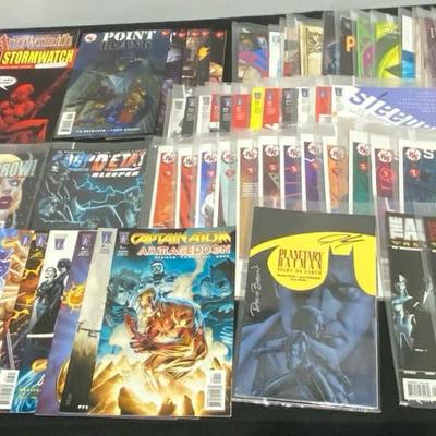 Mystery Lot Of WS Wildstorm Universe Comics Includes One Signed Tradeback