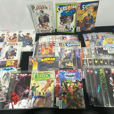 Mystery Lot Of DC Comics With 2 Signed. Includes Superman, Batman, Green Lantern, & More