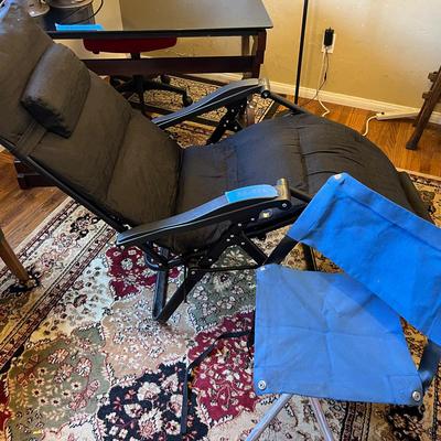 Luxe Zero Gravity Lounge Chair And Folding Stool