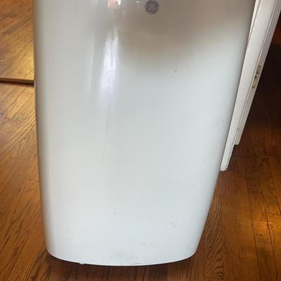 General Electric Air Conditioning Unit 