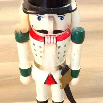 Nut Crackers