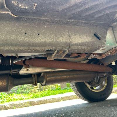2000 Jeep Cherokee Sport SUV / ORIGINAL OWNER / 75,000 MILES | Year: 2000
Make: JEEP
Model: Cherokee Sport SUV 4WD
Color: Green...