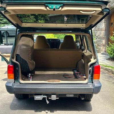 2000 Jeep Cherokee Sport SUV / ORIGINAL OWNER / 75,000 MILES | Year: 2000
Make: JEEP
Model: Cherokee Sport SUV 4WD
Color: Green...