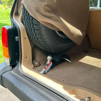 2000 Jeep Cherokee Sport SUV / ORIGINAL OWNER / 75,000 MILES | Year: 2000
Make: JEEP
Model: Cherokee Sport SUV 4WD
Color: Green...