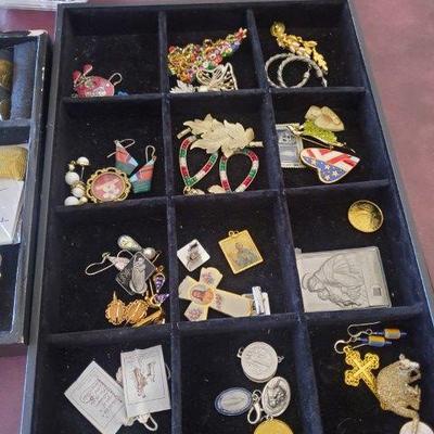 Sale Photo Thumbnail #104