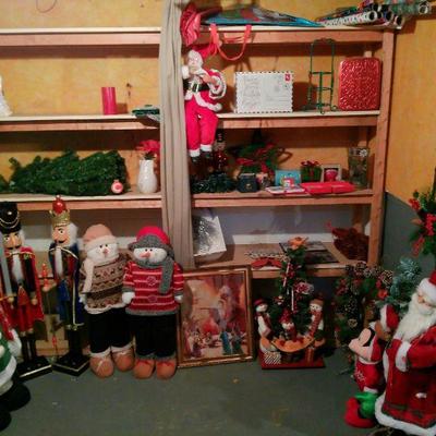 Sale Photo Thumbnail #8: Assorted Christmas items
