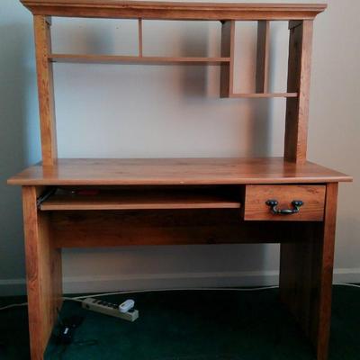 Sale Photo Thumbnail #6: Desk