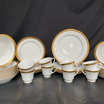 Noritake Legacy Gold China Replacement Set