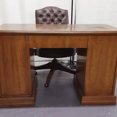 Executive Desk & Chair