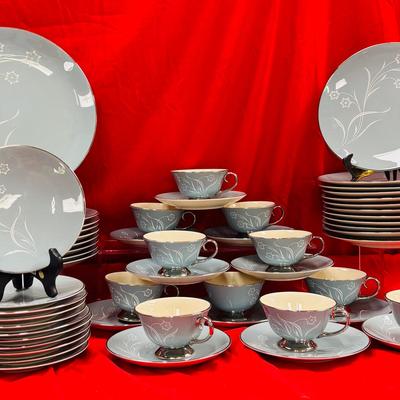 Flintridge China "Reverie Strata Blue" Collection 